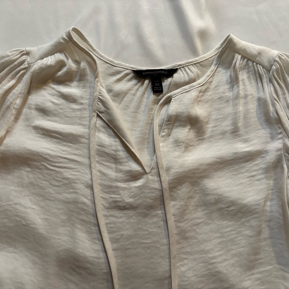 Banana Republic White Tan Long Sleeve Tie Front Blouse - Picture 2 of 3